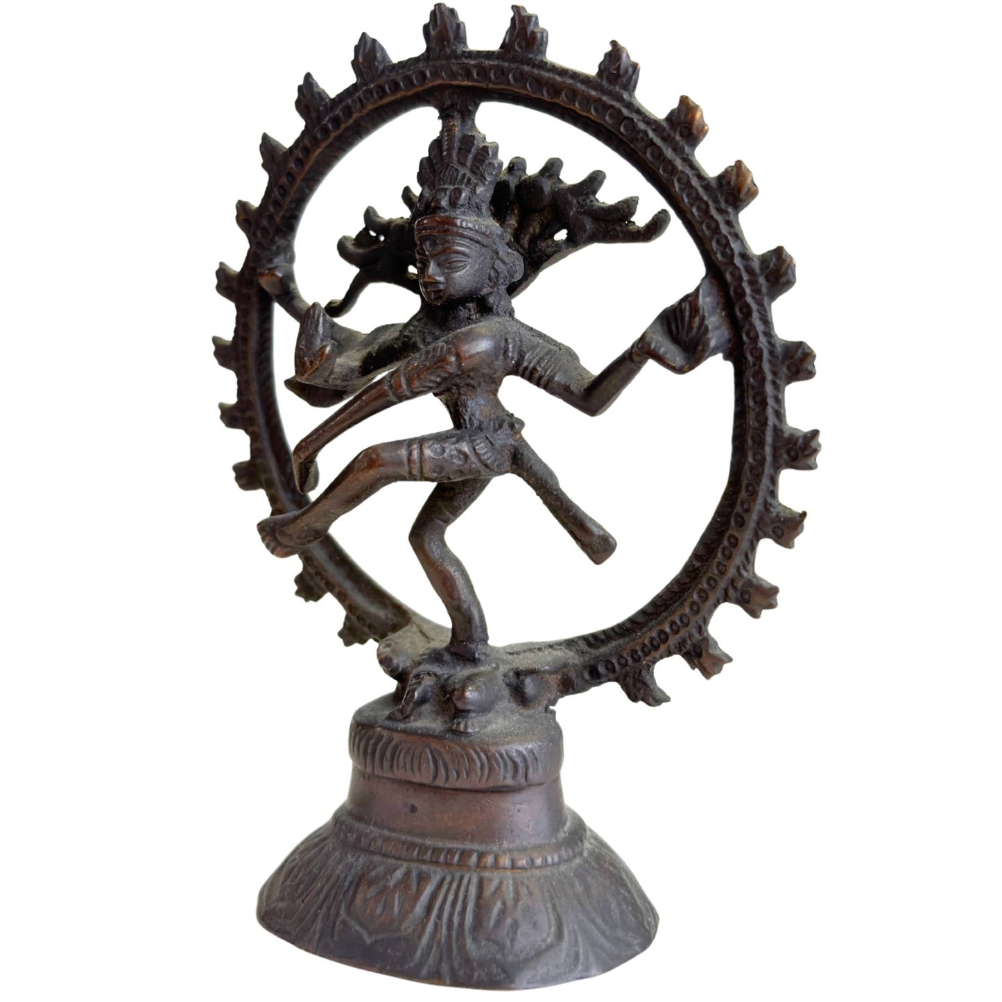 Bronzene Nataraja-Figur mit dunkler Patina und leichter Oxidation in den Details