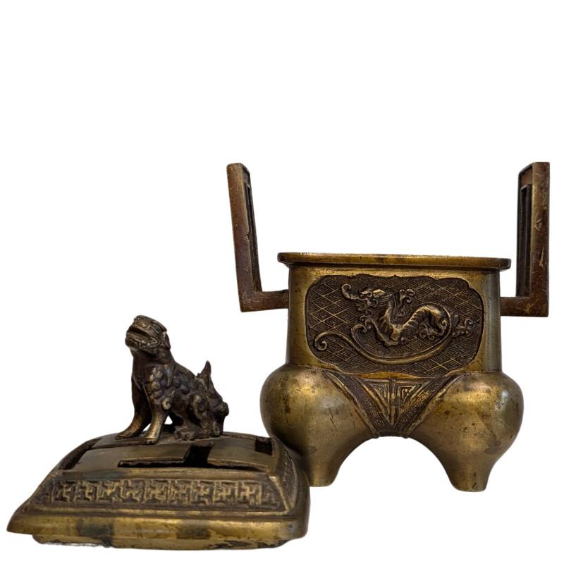 Weihrauchgefäß aus Bronze aus China, das in rituellen Traditionen verwendet wurde