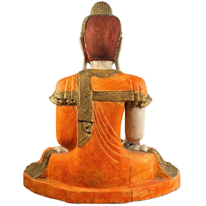 Achteraanzicht van de grote Birmese Mandalay Boeddha