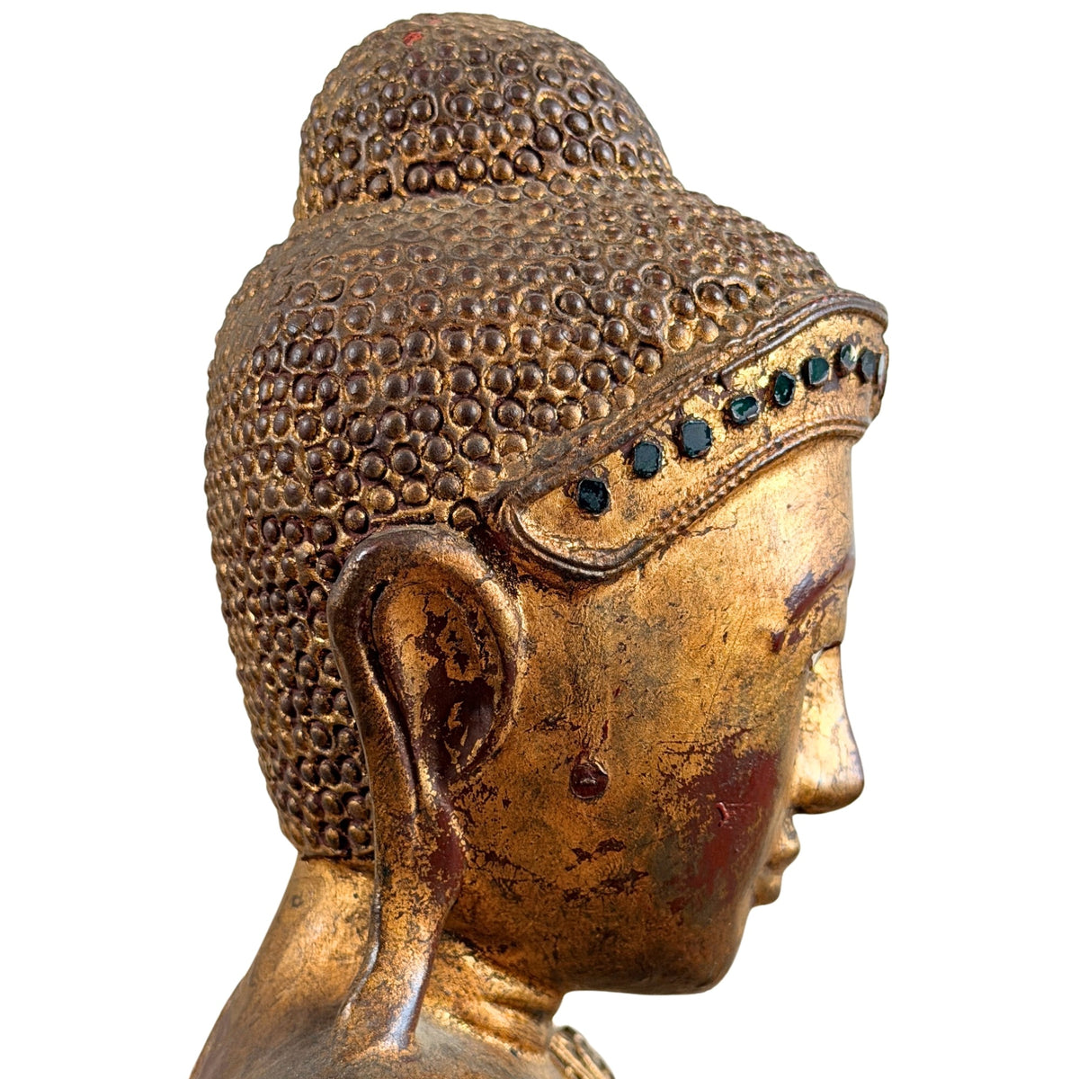 Linkes Profil des vergoldeten Shan-Buddha-Kopfes