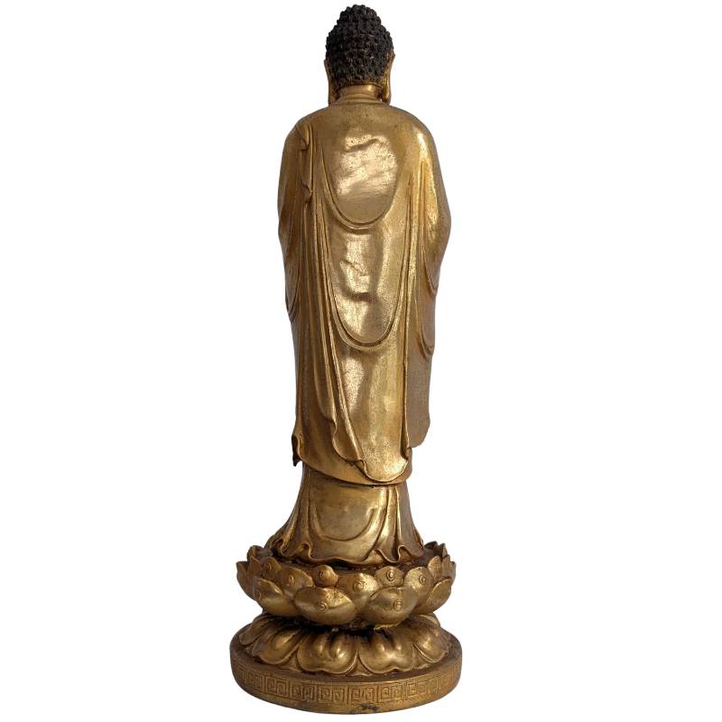 Chinesische stehende Buddha-Statue aus vergoldeter Bronze auf einem Lotussockel