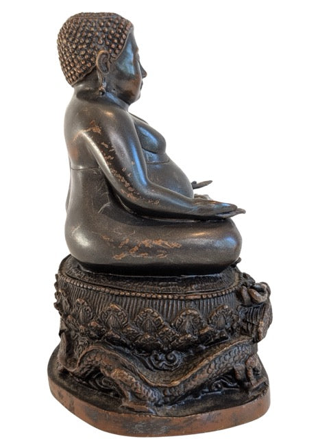 Detail des Drachensockels einer chinesischen Buddha-Statue aus Bronze aus dem 19. Jahrhundert