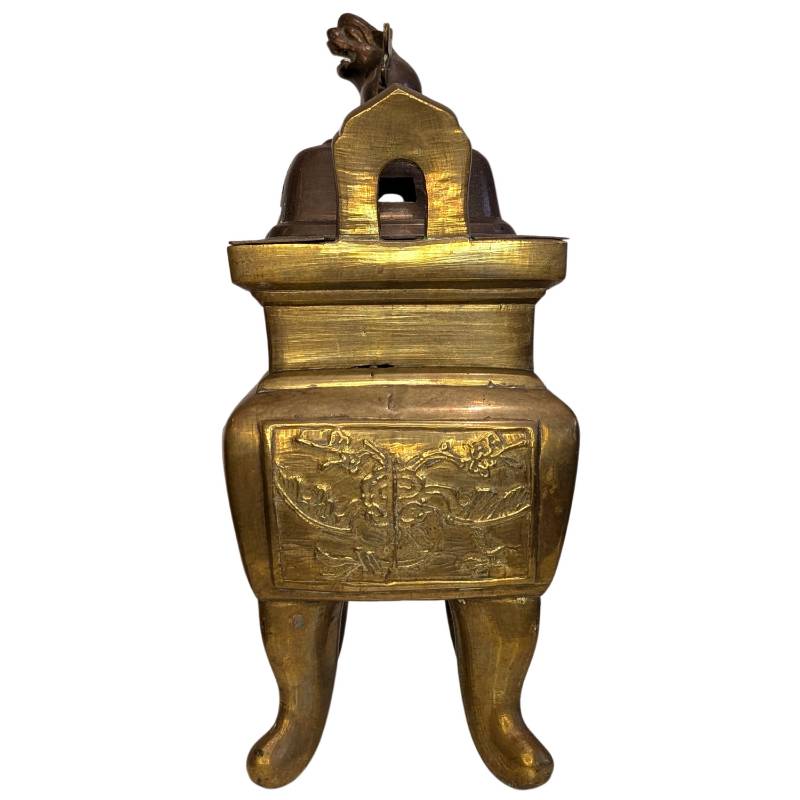 Chinesischer Räuchergefäß aus Bronze mit einem schützenden Löwen als Deckelknauf