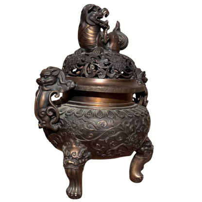 Chinesische bronzene Räucherschale mit offenem Deckel