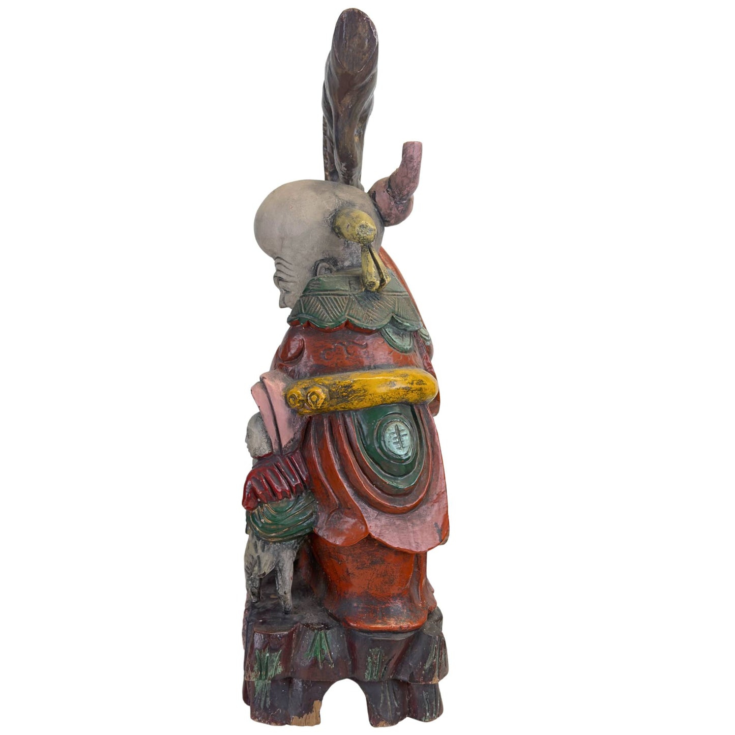 Dreiviertel-Rückansicht der Skulptur, die die skulpturale Qualität des Holzes und die traditionellen taoistischen Motive verdeutlicht.