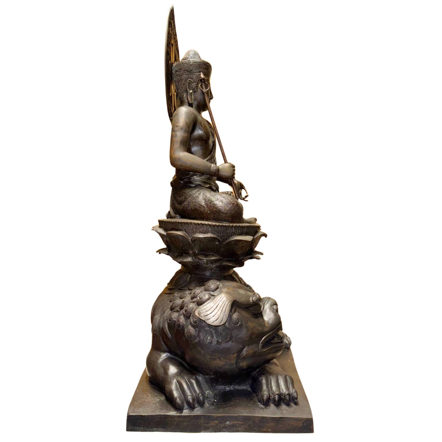 Chinesische Wenshu-Pusa-Statue im Stil der späten Qing-Dynastie/frühen Republik mit monumentaler Präsenz
