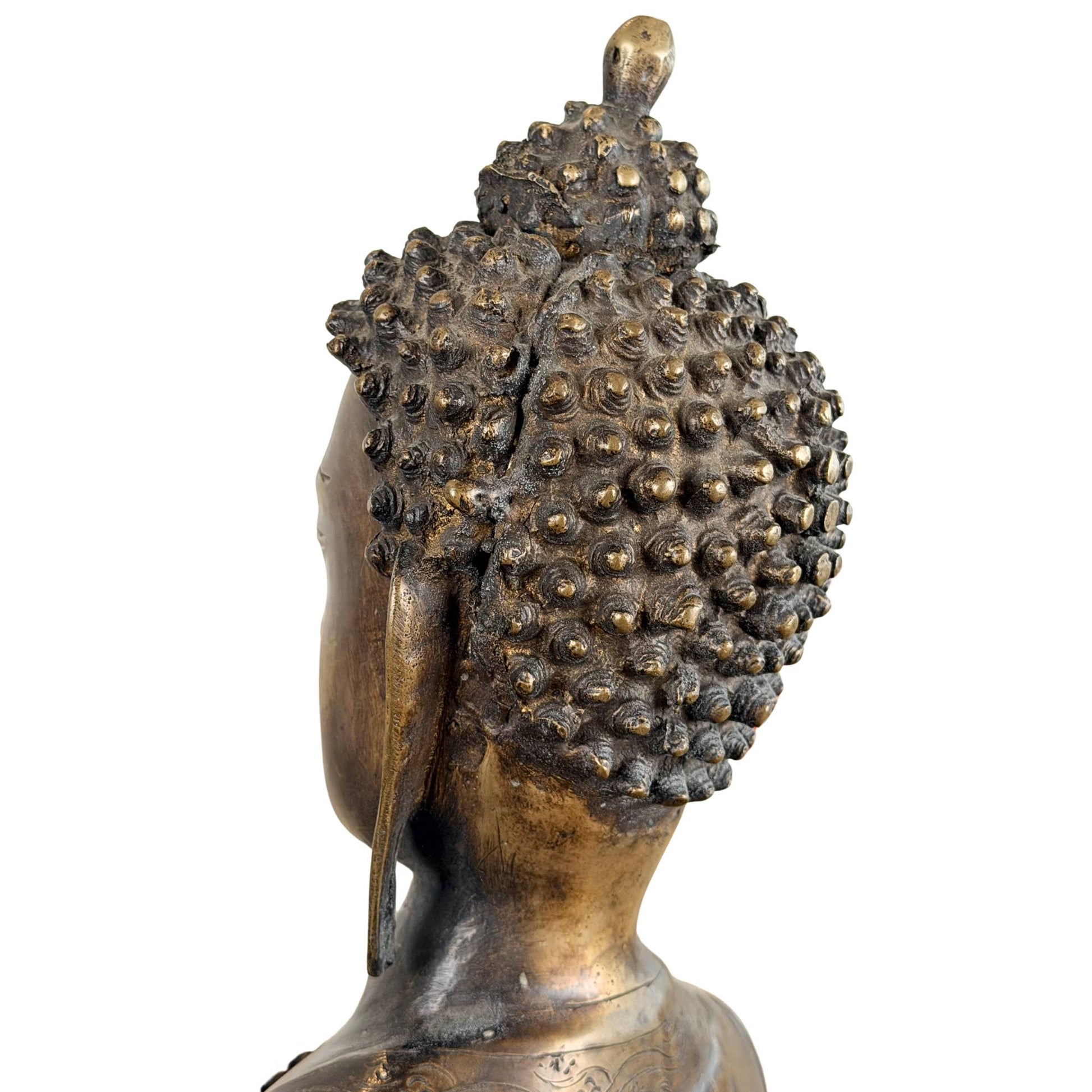 Gussnähte des Kopfes der Buddha-Statue