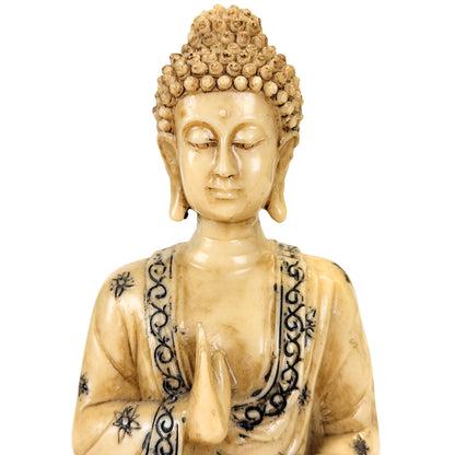 Dekorativer moderner Buddha aus Resin mit Abhaya-Mudra – Detailansicht