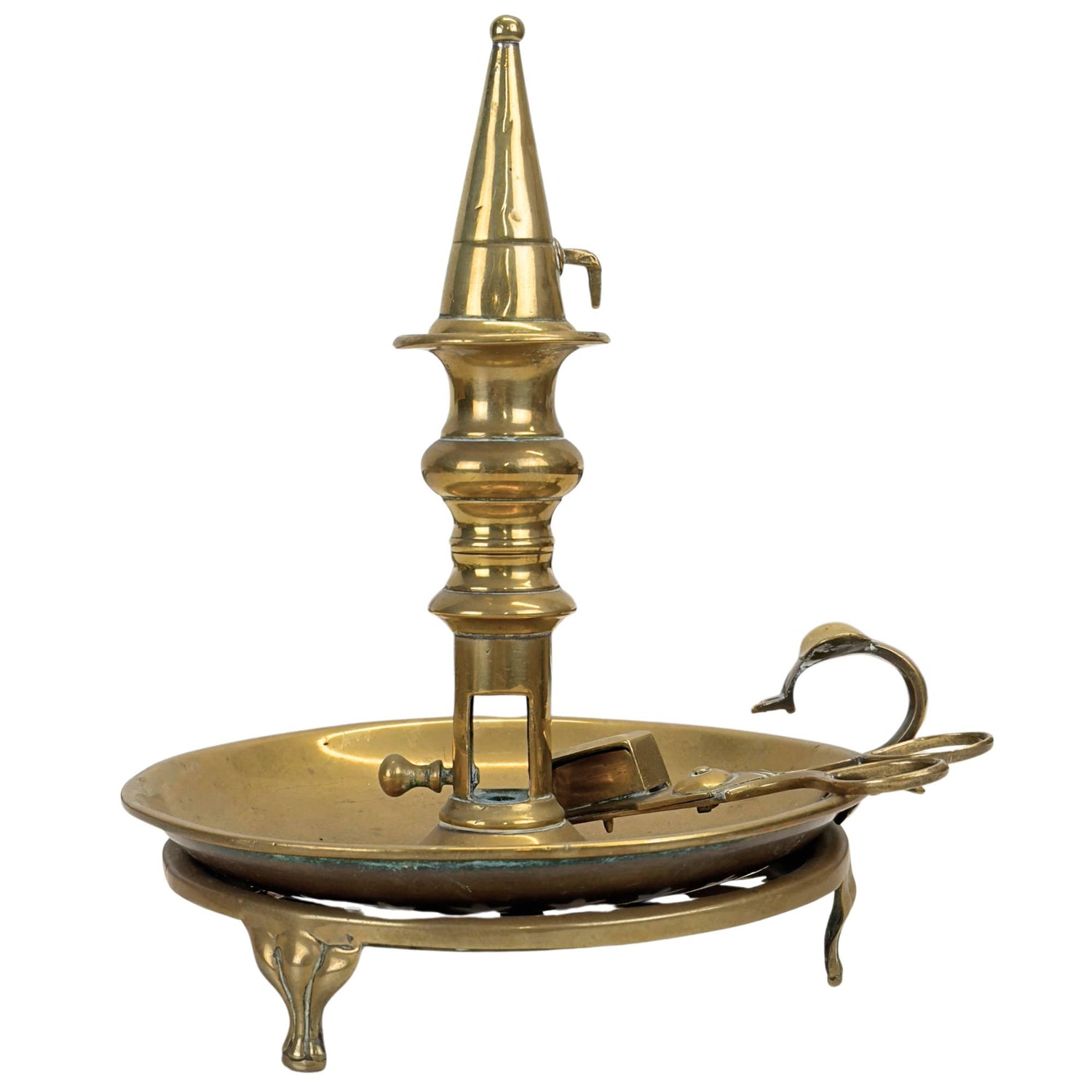 Dekorativer Kerzenständer im historisierenden Stil (21,5 cm), aus Messing mit einer eleganten Patina.