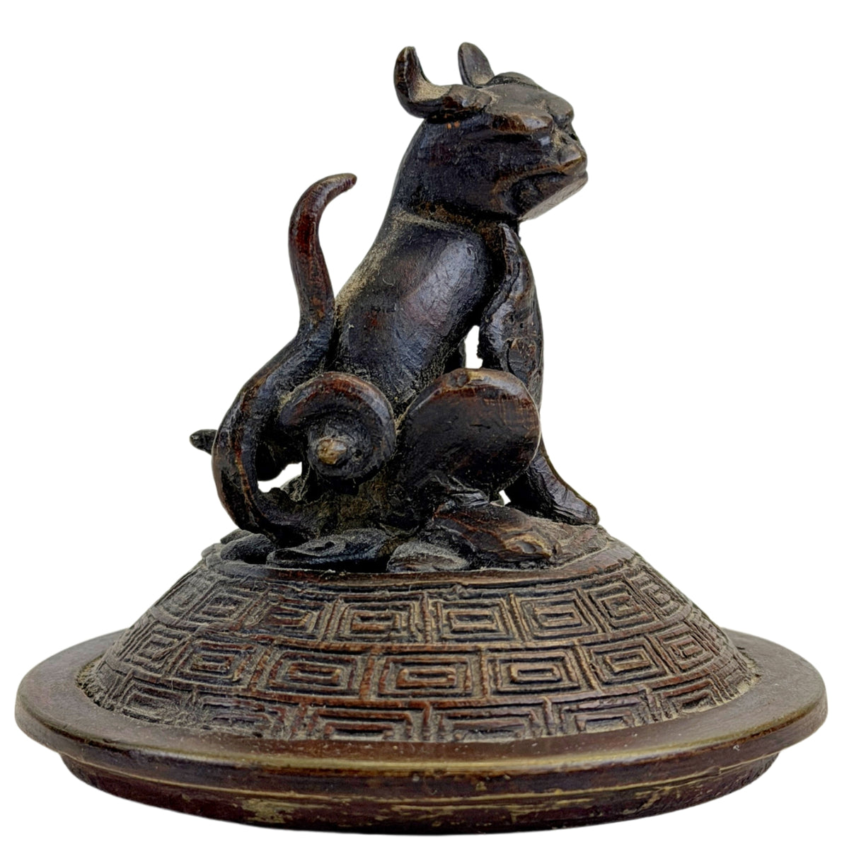 Seitenansicht des Foo-Dog-Deckels eines chinesischen Bronze-Räuchergefäßes