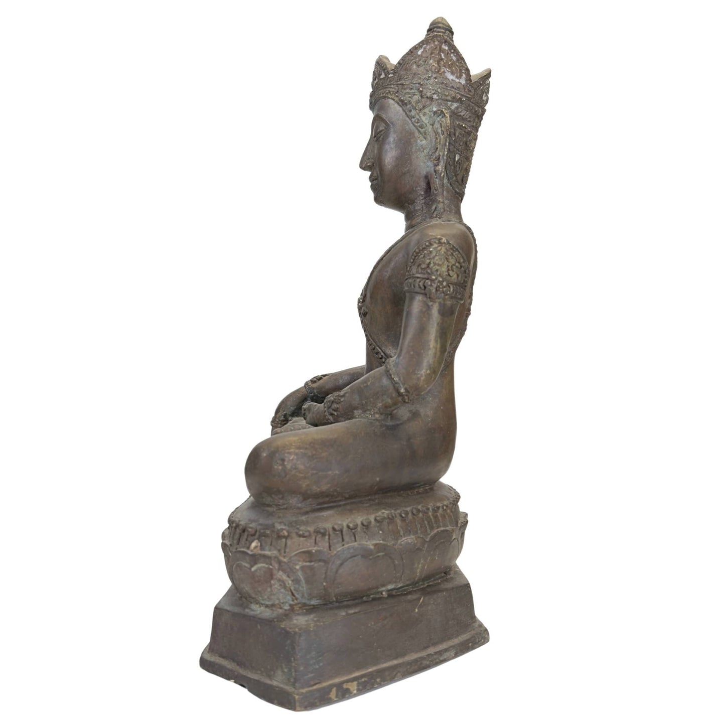 Gekrönter Meditationsbuddha aus Thailand auf einem doppelten Lotussockel