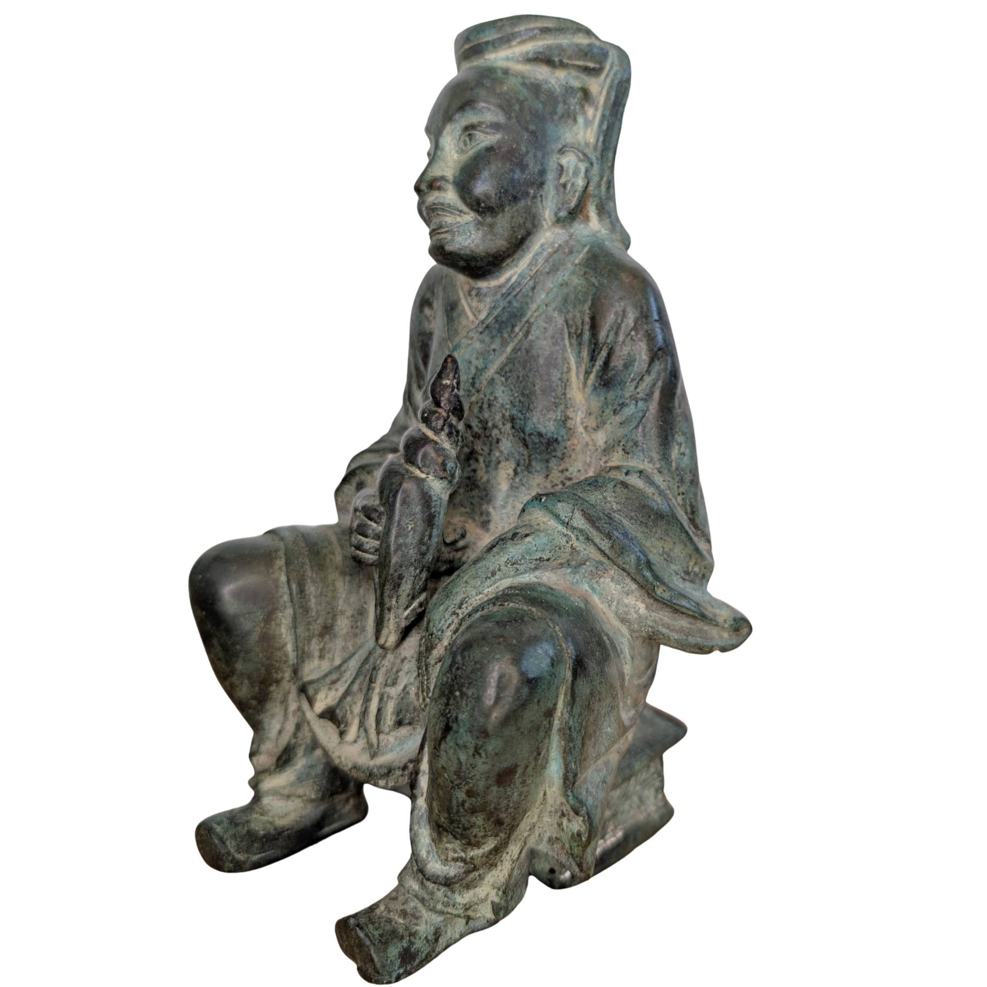 Handgegossene chinesische Bronze als Symbol des historischen und spirituellen Erbes