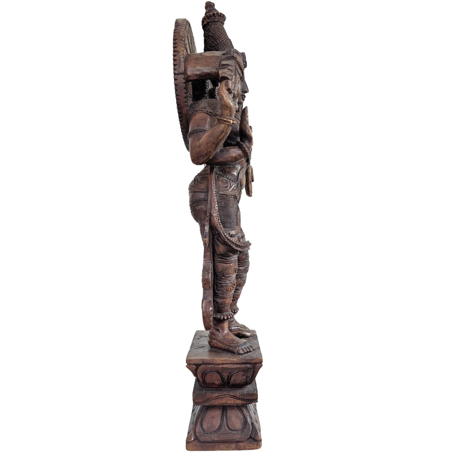 Fein gearbeitete indische Holzschnitzerei, 62 cm hoch, Lord Vishnu.