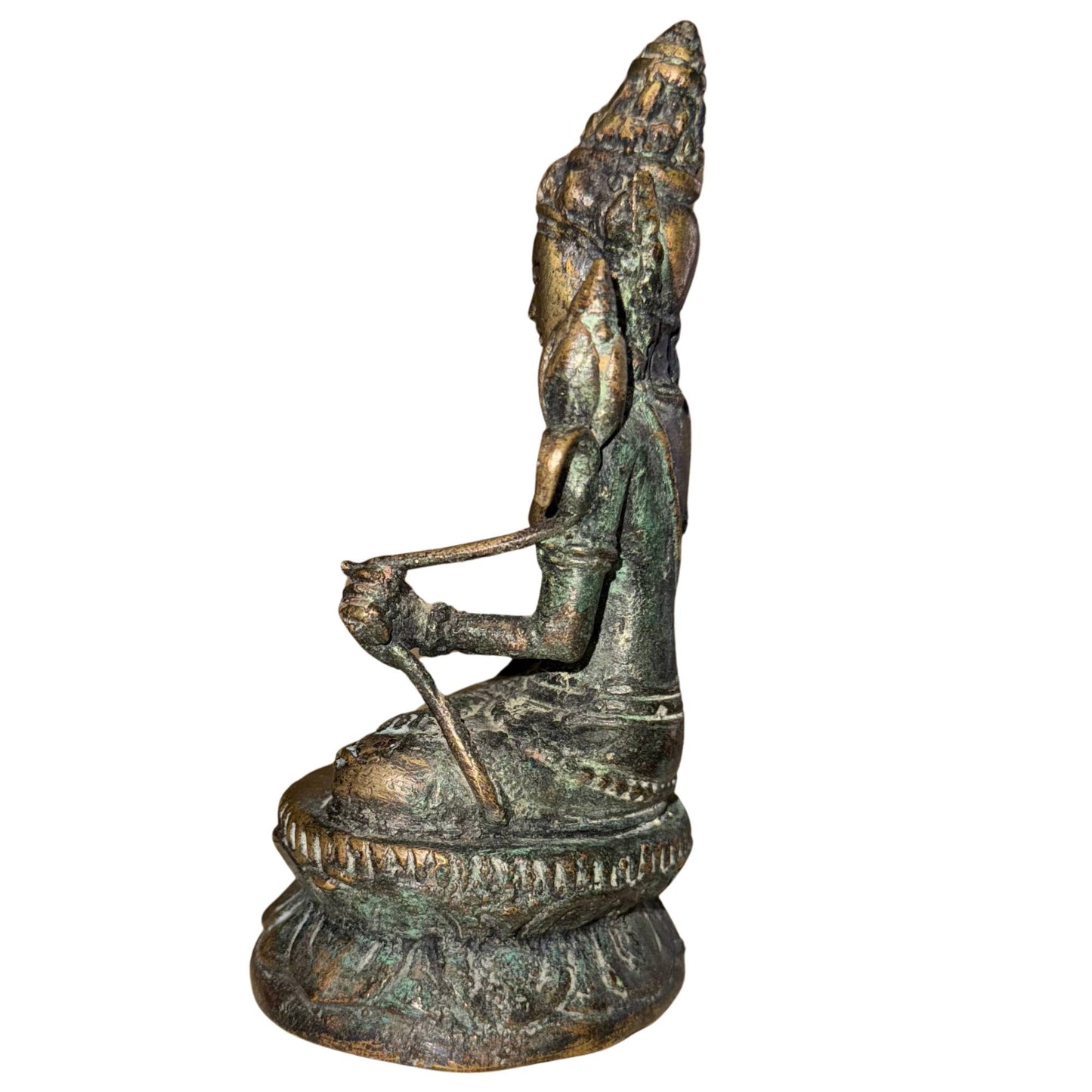 Bronzene Himalaya-Avalokiteshvara-Padmapani-Statue mit Lotusknospe und spiritueller Symbolik