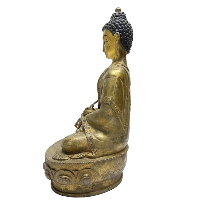 Feuervergoldete Bronzestatue des Arzt-Buddha als Andachtsfigur aus dem Himalaya