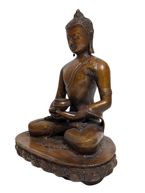 Buddha-Gesicht aus Bronze aus dem Himalaya in Dhyana-Mudra mit Patra, 17. Jahrhundert