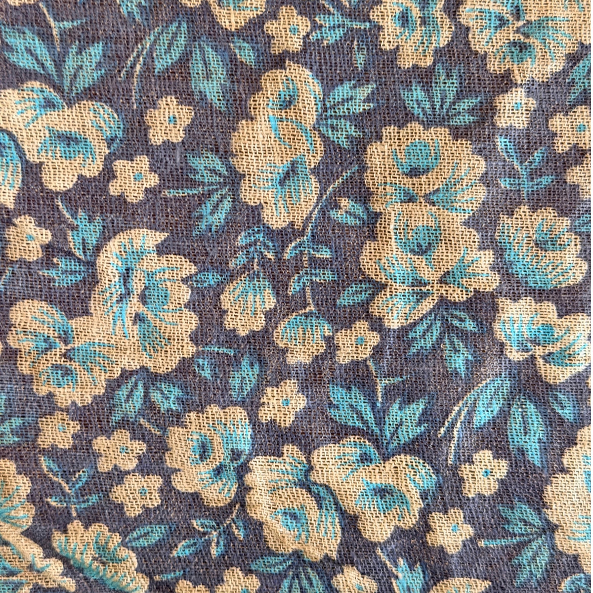 Rückseite des Thangkas aus maschinell bedruckter Baumwolle mit Blumenmuster