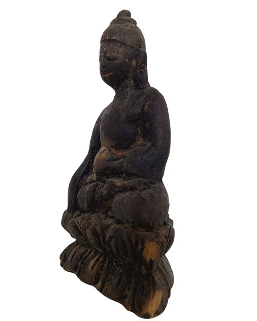 Buddha-Statue aus Holz aus dem Himalaya, alte Patina