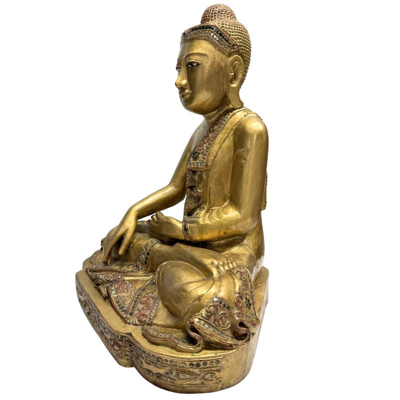 Buddha-Statue aus Holz mit sichtbaren Schnitzereien


Holzige Buddha-Statue mit sichtbaren Schnitzereien