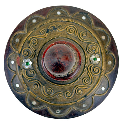 Draufsicht auf den hohen Hsun-ok Deckel mit vergoldetem Metall, Spiegeleinlagen und Holzknauf