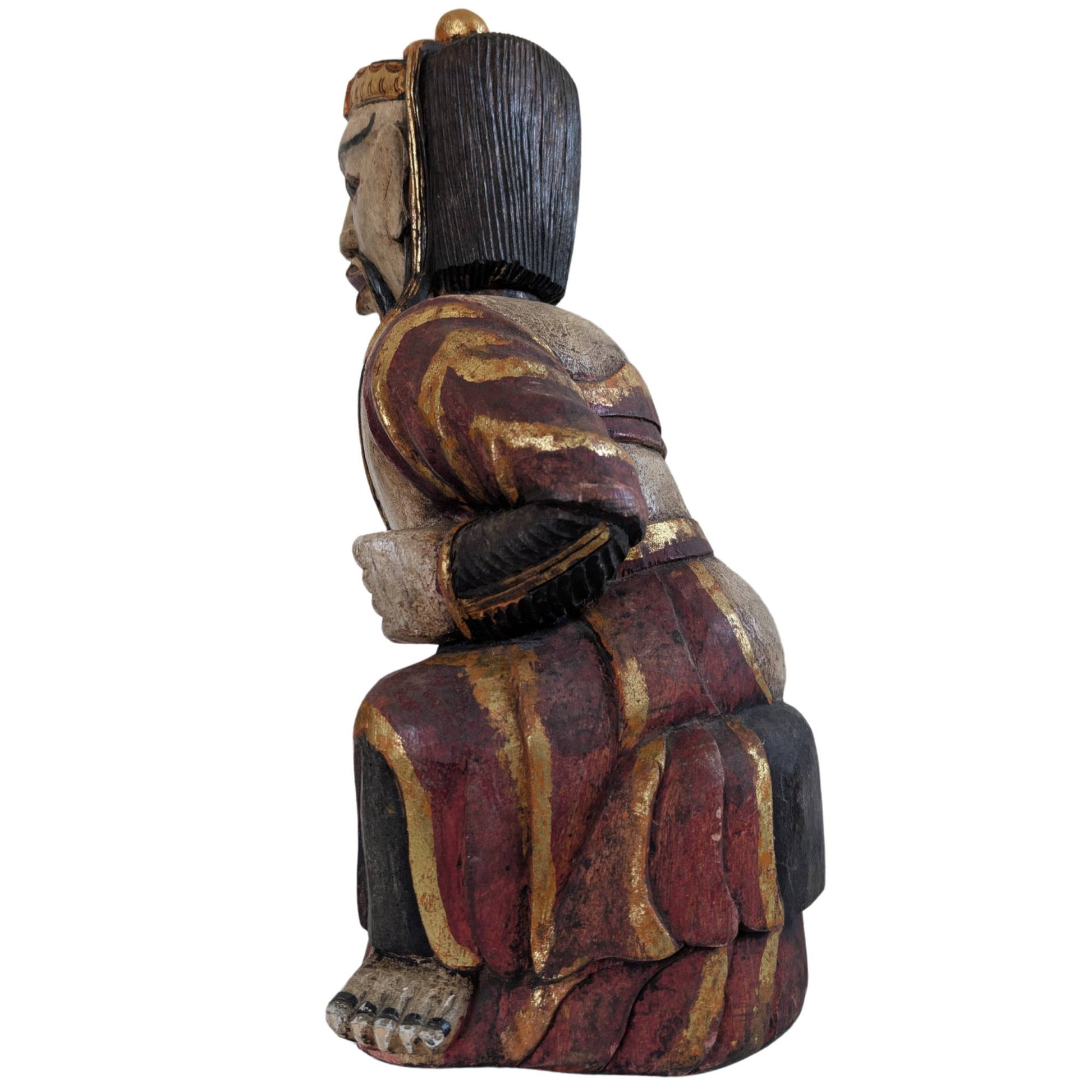 Imposante Holzstatue, 43 cm hoch, die dauerhaftes Glück und Ansehen symbolisiert.