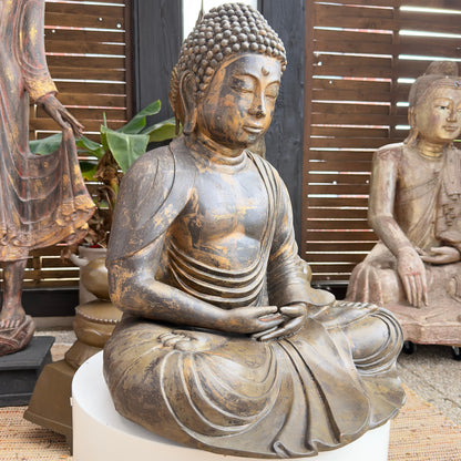 Japanische bronzene Buddha-Statue mit Resten historischer Vergoldung