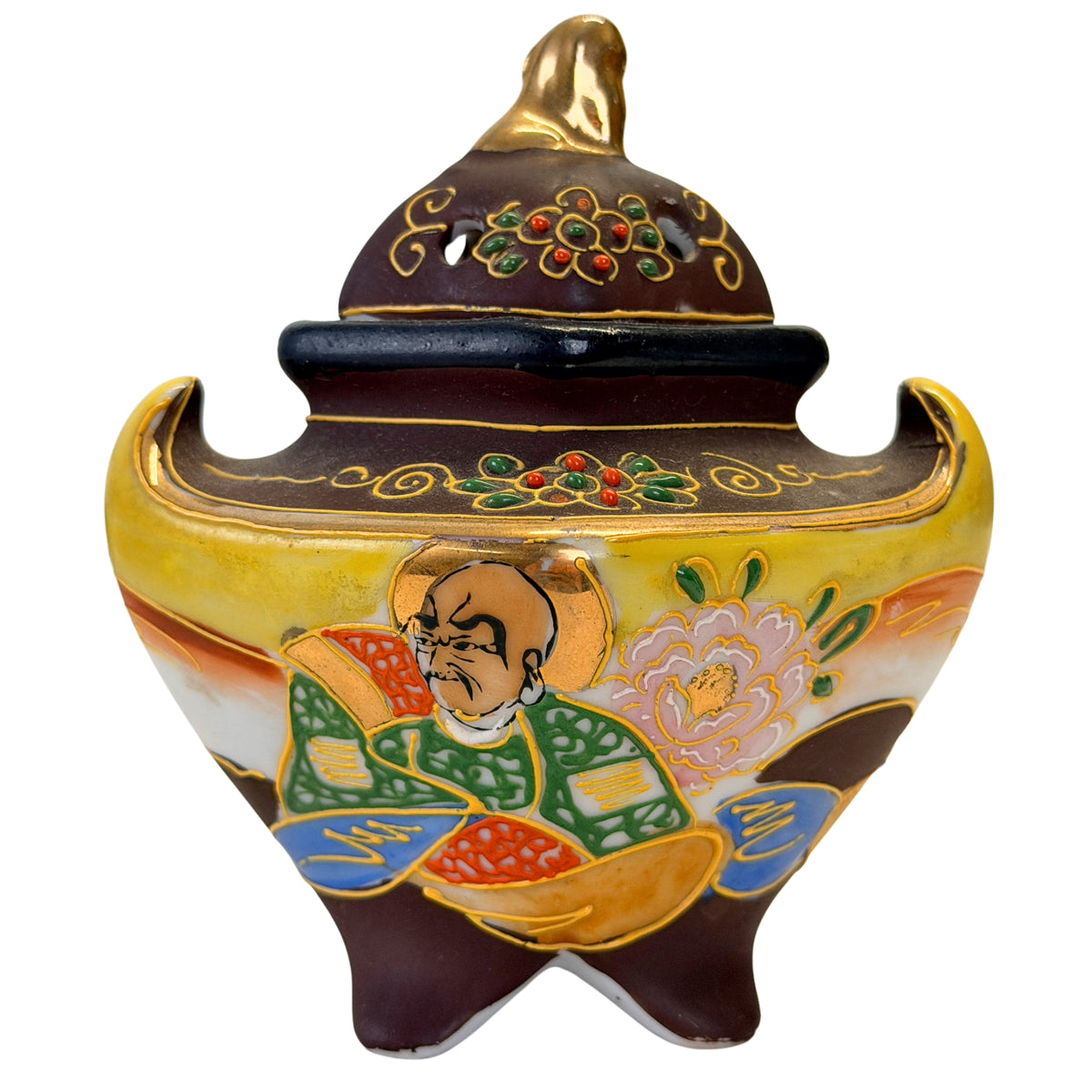 Japanischer Koro in Satsuma-Art mit sitzender Figur, Blüten und braun-gelber Farbgebung