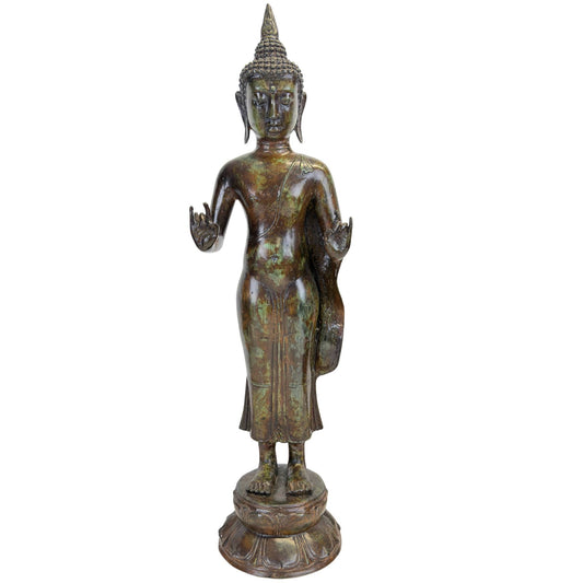 Vorderansicht des antiken javanischen Buddha im Majapahit-Revival-Stil, 58,5 cm hoch.