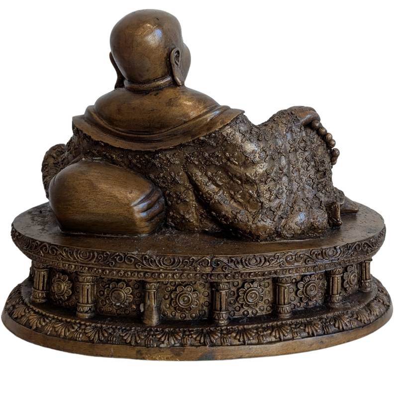 Liegender lachender Buddha Budai aus Bronze