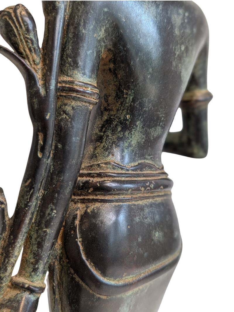 Südindische Bronzestatue der Lakshmi Sri Devi mit Lotus-Attribut