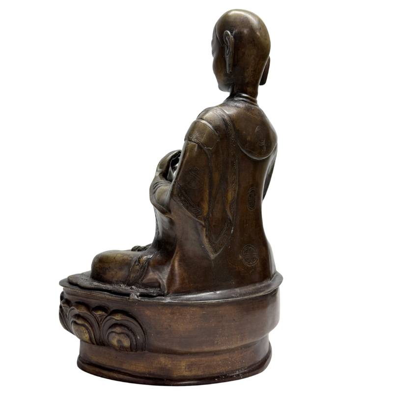 Bronzene Lama-Statue auf einem klassischen Lotussockel