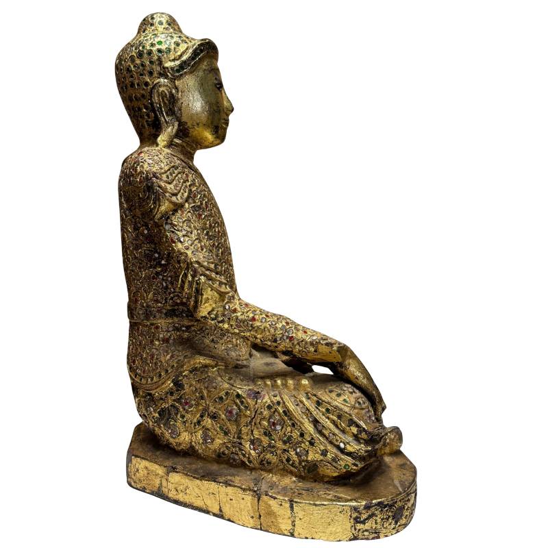 Die Buddha-Statue von Mandalay als Symbol für innere Stärke, Zuversicht und Standhaftigkeit