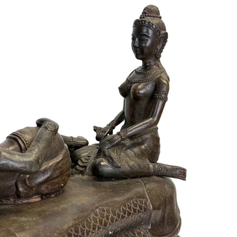 Statue aus massivem Messingguss mit dunkler Patina