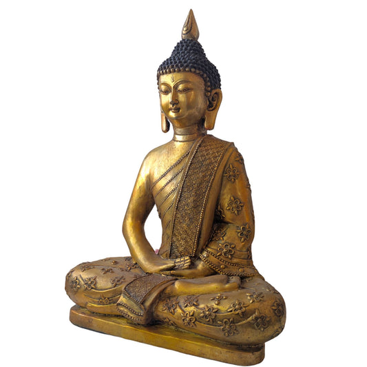 Klassischer tibetischer Buddha in meditativer Sitzhaltung, der sich auf die Mudra-Geste des inneren Friedens konzentriert.