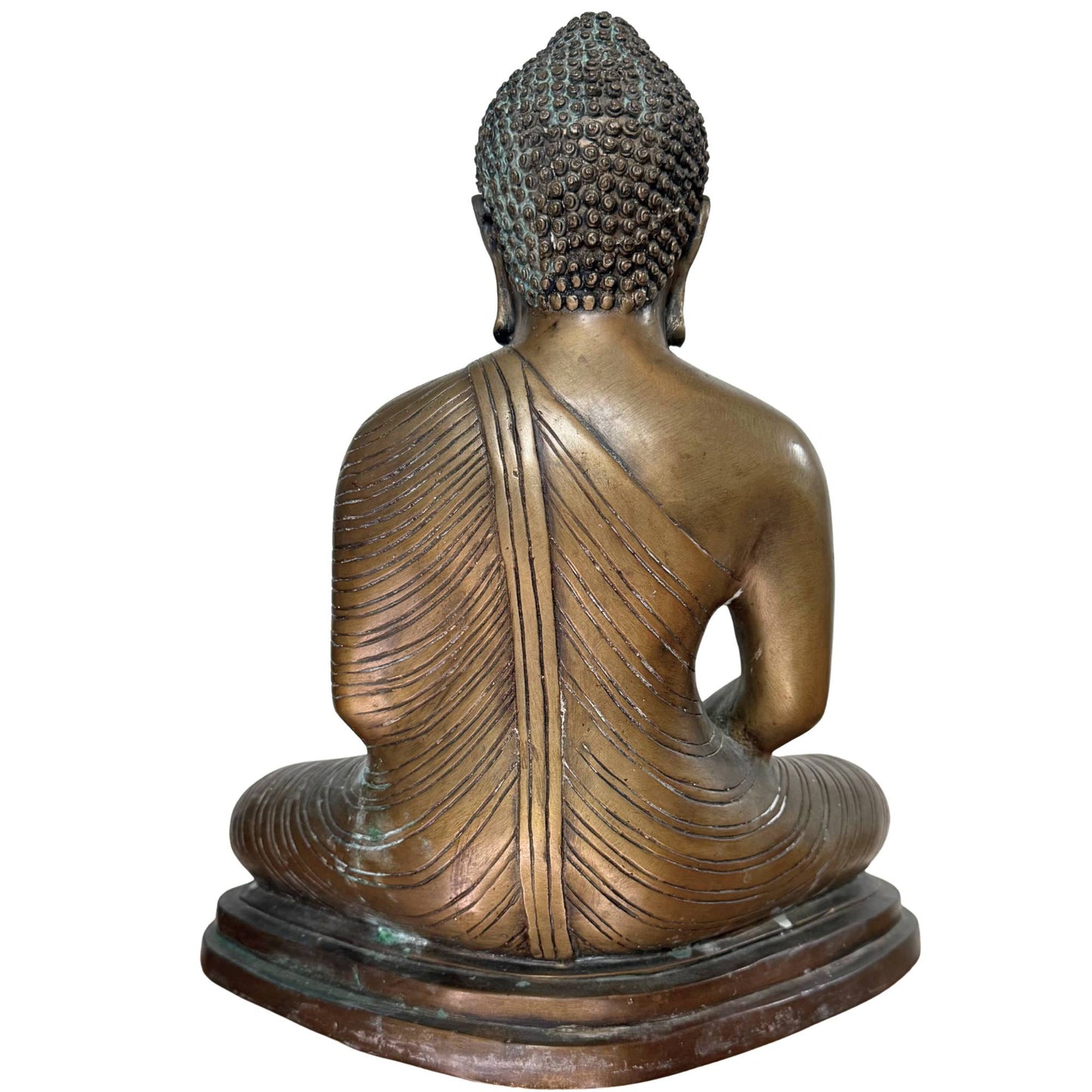 Bronzene Tempelstatue, die meditative Energie im Raum verankert