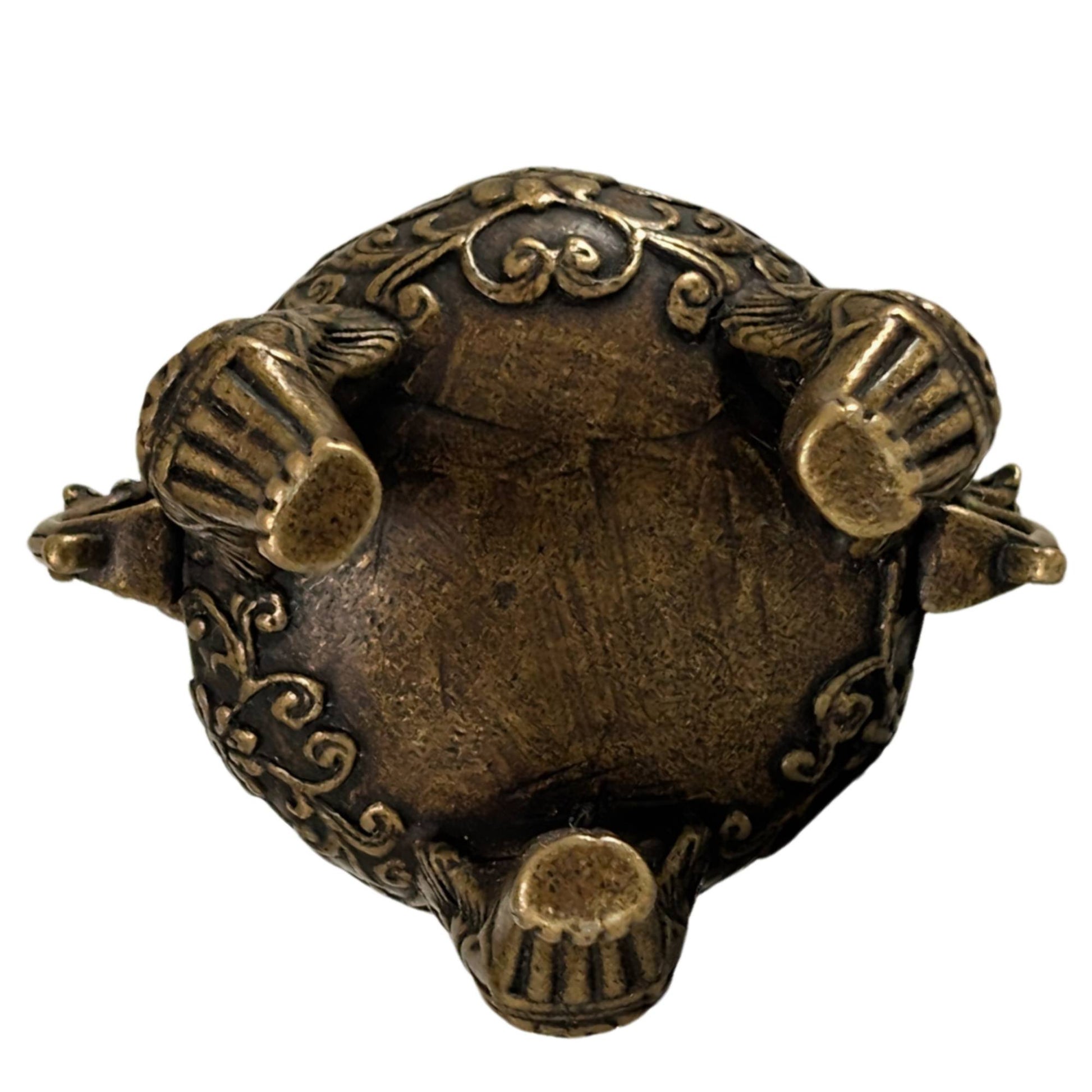 Kleines chinesisches Räuchergefäß aus gegossener Bronze mit einem Drachenkopf als Rauchauslass.