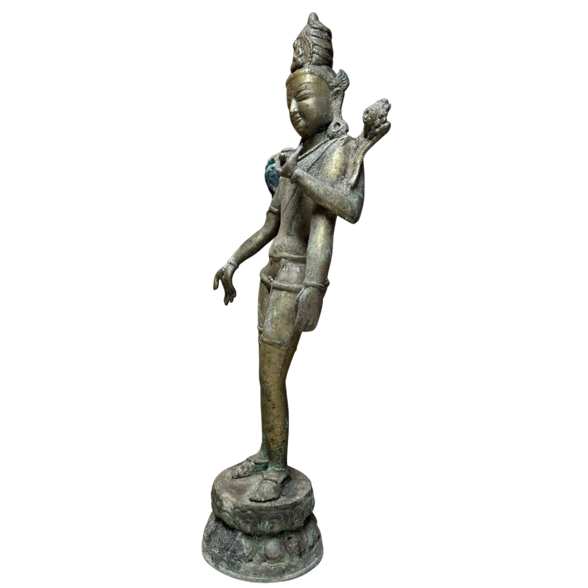 Nepalesischer vierarmiger Avalokiteshvara aus feuervergoldeter Bronze, 17. Jahrhundert – Dreiviertelansicht rechts