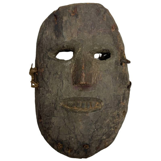 Nepalesische Holzmaske mit breiterer Form als rituell genutztes Objekt aus Holz