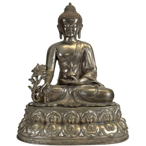 Monumentaler Bhaisajyaguru (Medizinbuddha) aus versilberter Bronze, Newar-Tradition, Kathmandu-Tal für Tibet, ca. 1450–1600