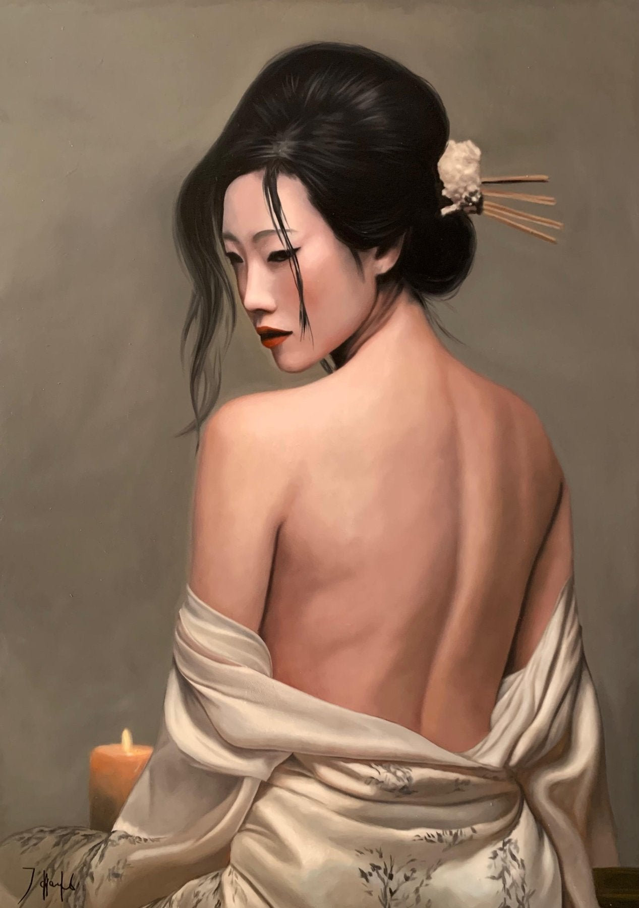 Original handgemaltes Ölgemälde auf Leinwand, Titel: Geisha aus Elfenbein – eine japanische Geisha mit nacktem Rücken, die über ihre Schulter blickt, bei stimmigem Kerzenlicht.