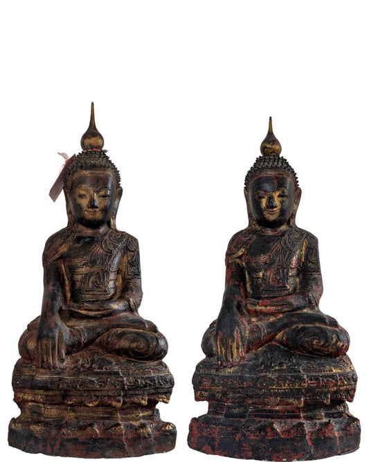 Paar antike burmesische Buddhafiguren aus lackiertem Papiermaché, ca. 1750–1825