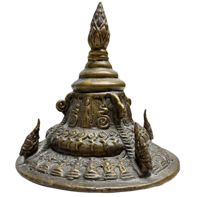 Detail der natürlichen Patina auf einem antiken thailändischen Bronzeobjekt


Natürliche Patina auf einem antiken thailändischen Bronzeobjekt ...