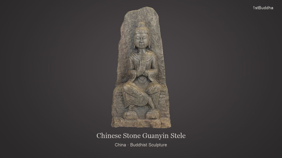 Productvideo van Zeldzame Vroege Chinese Stenen Guanyin (Avalokiteshvara) Stele – Mogelijk Noordelijke Wei, 5e–6e eeuw – 45,6 cm, met beelden van het object en details van het oppervlak en de decoratie.
