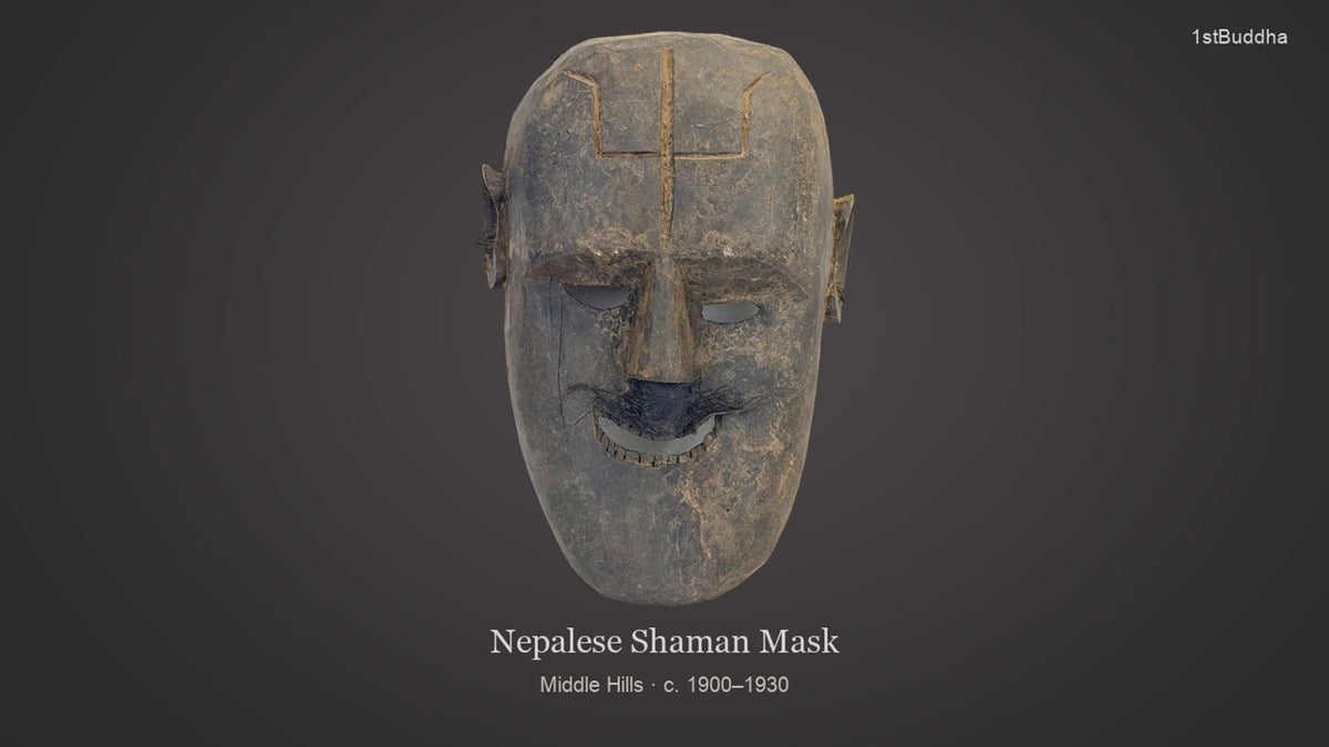 Productvideo van antiek Nepalees houten sjamanenmasker uit de Middle Hills, ca. 1900–1930, met natuurlijke haarresten, uitgesneden oren en ritueel voorhoofdteken, voor- en zijaanzicht en close-ups.