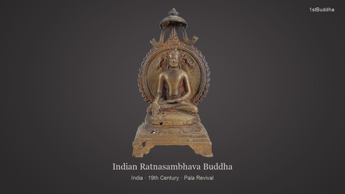 Productvideo van Indiase Ratnasambhava Boeddha – 19e eeuw – Pala Revival – 15 cm, met verschillende aanzichten en details van het object, oppervlak en decoratie.
