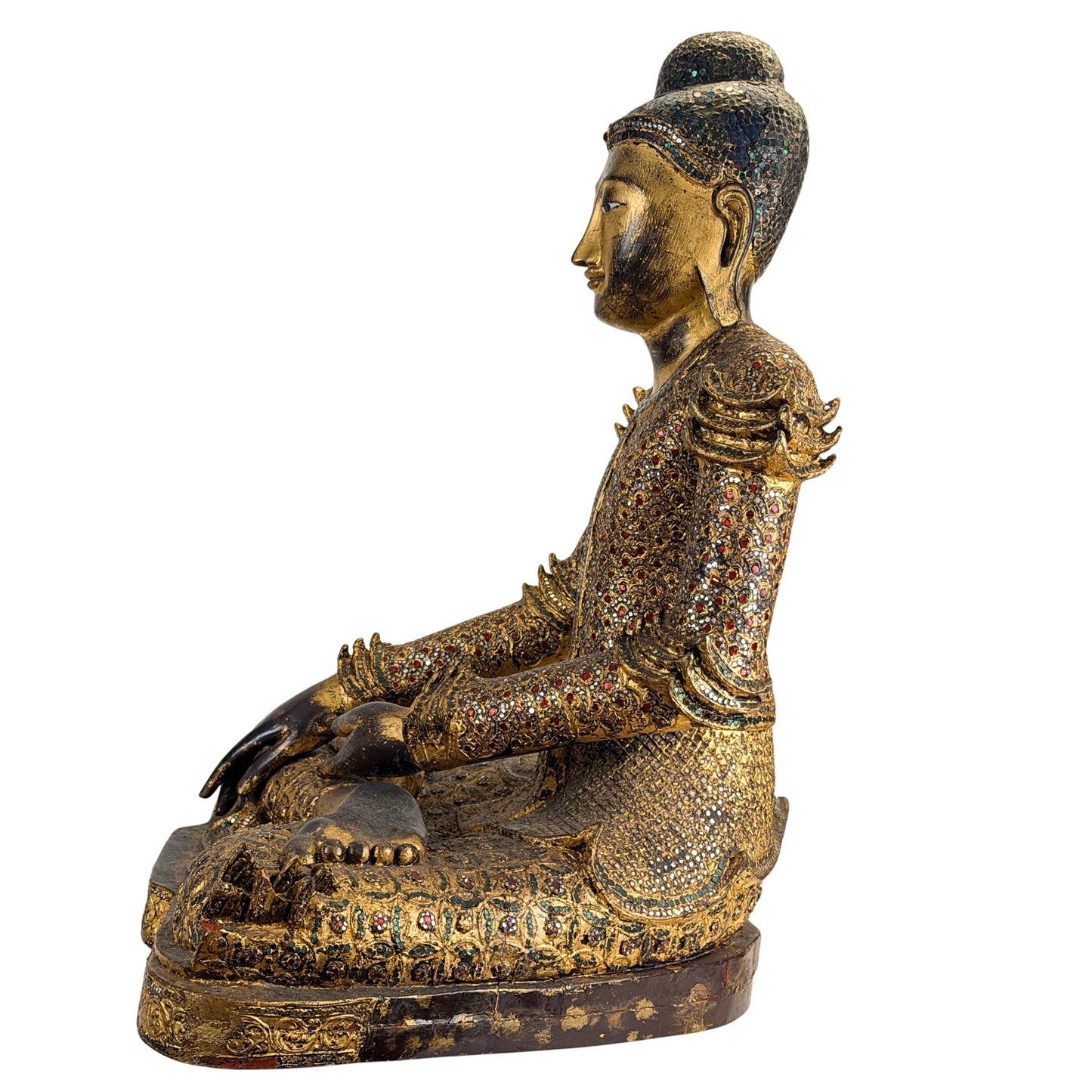 Religieuze sculptuur uit Birma met originele afwerking