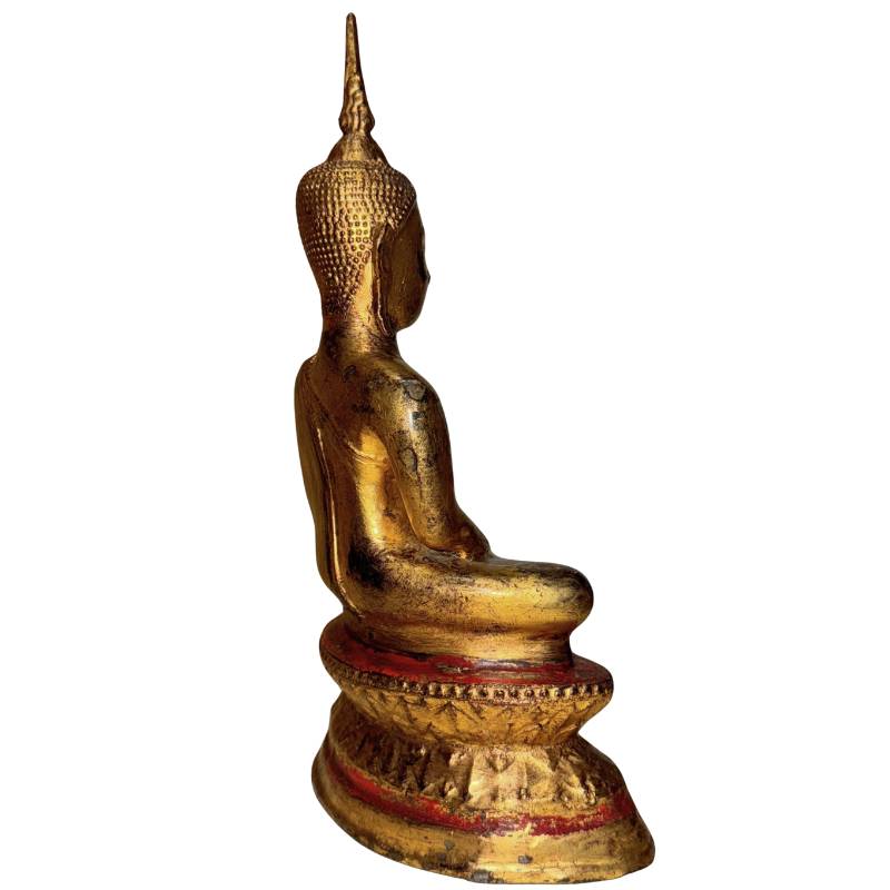 Originaler roter Lack und Feuervergoldung auf antikem Buddha