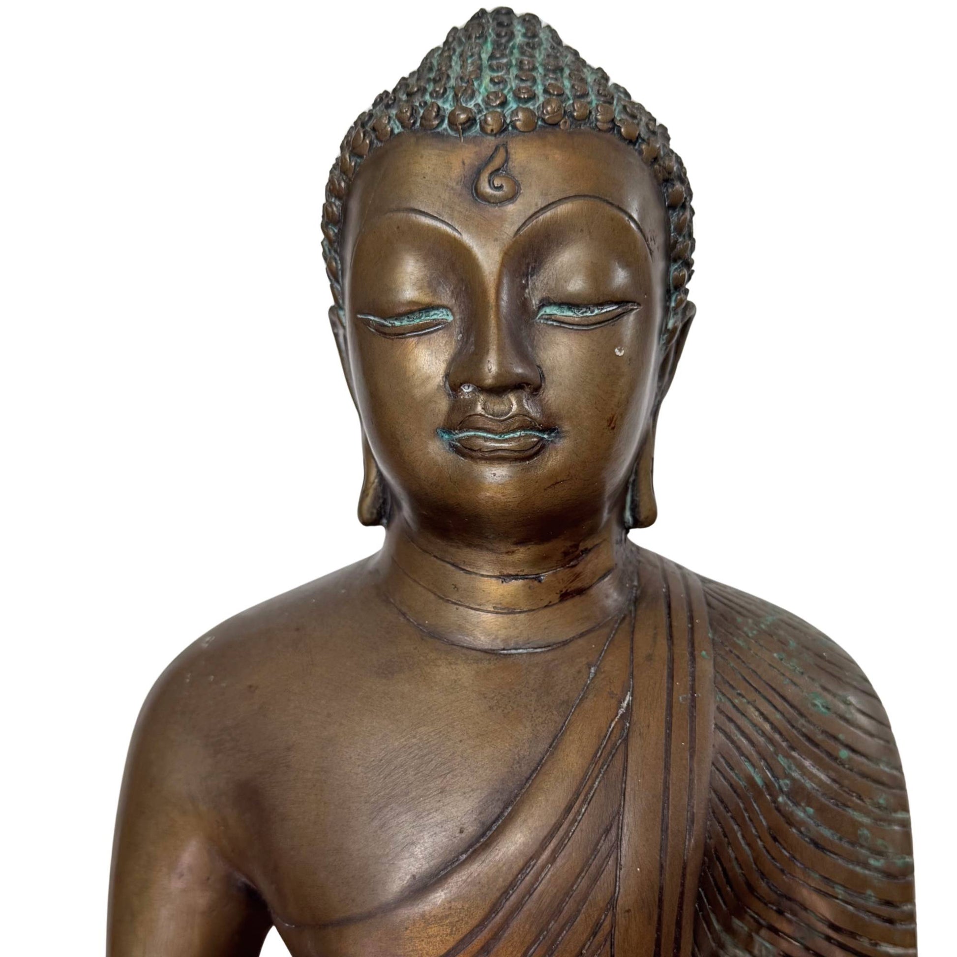 Der heitere Gesichtsausdruck Buddhas zeugte von höchster Konzentration.