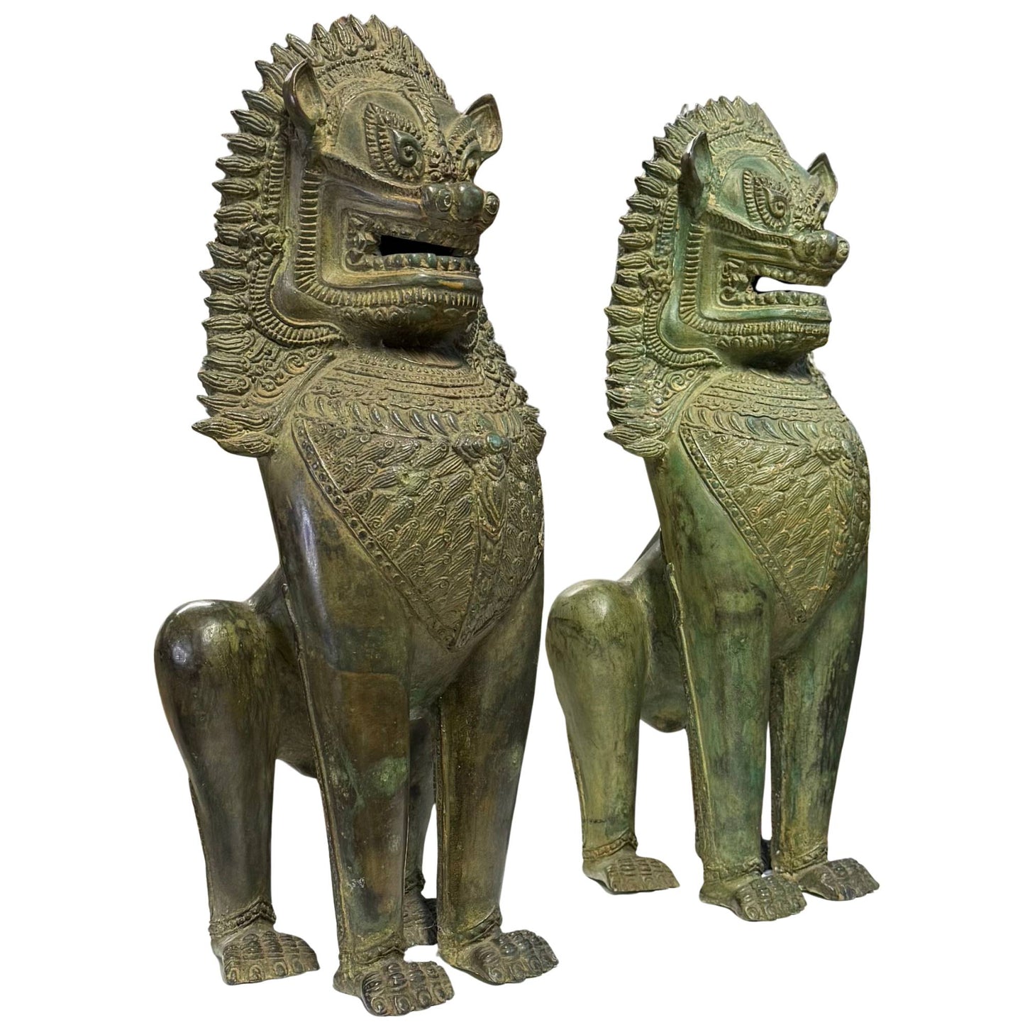 Singha-Löwen als spirituelles Symbol für Stärke und Schutz der Familie