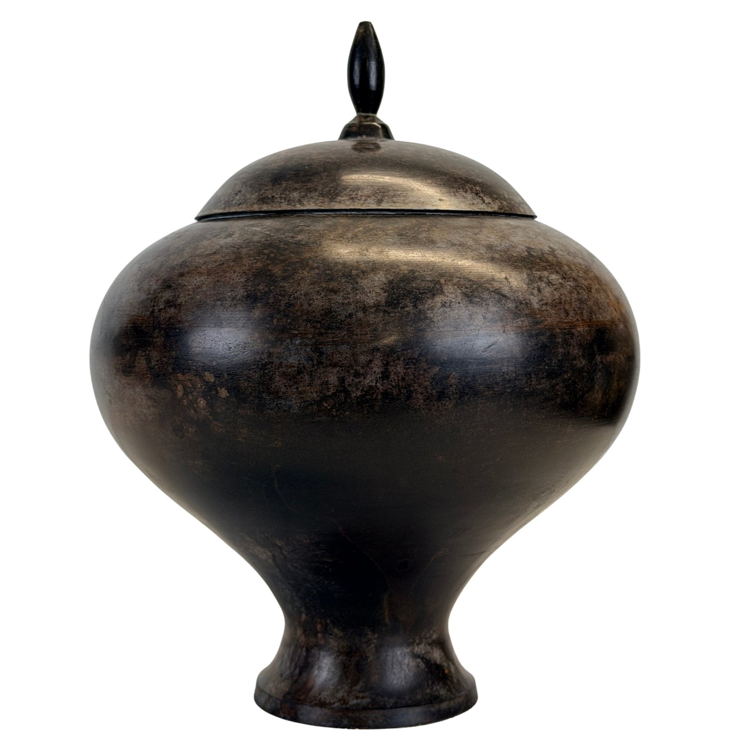 Indisches Bronze-Deckelgefäß A mit gebauchter Form, dunkler Patina und Lotusknospenknauf